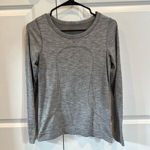 Lululemon Swiftly Relaxed Gray Size 6